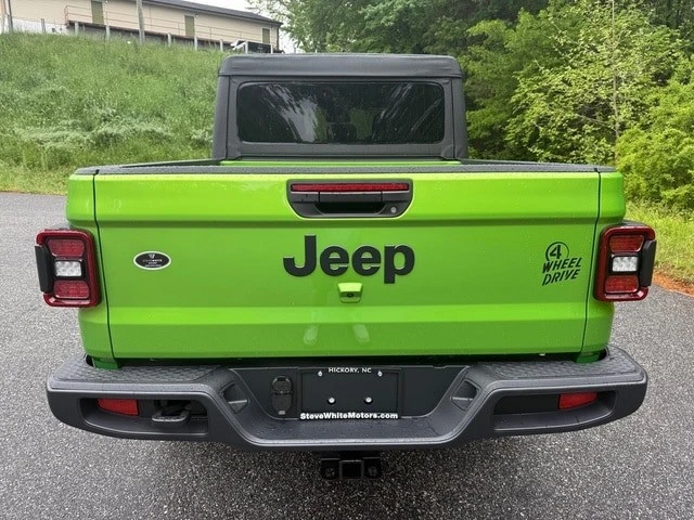 2025 Jeep JT Gladiator - Image 8 of 21