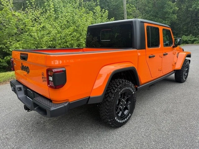 2025 Jeep JT Gladiator - Image 7 of 21