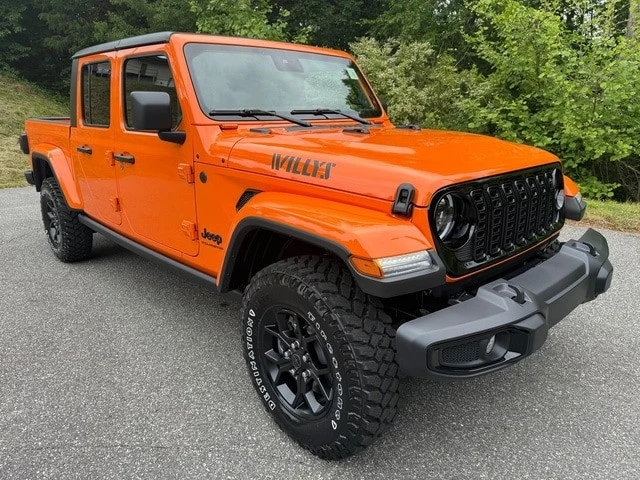 2025 Jeep JT Gladiator - Image 5 of 21