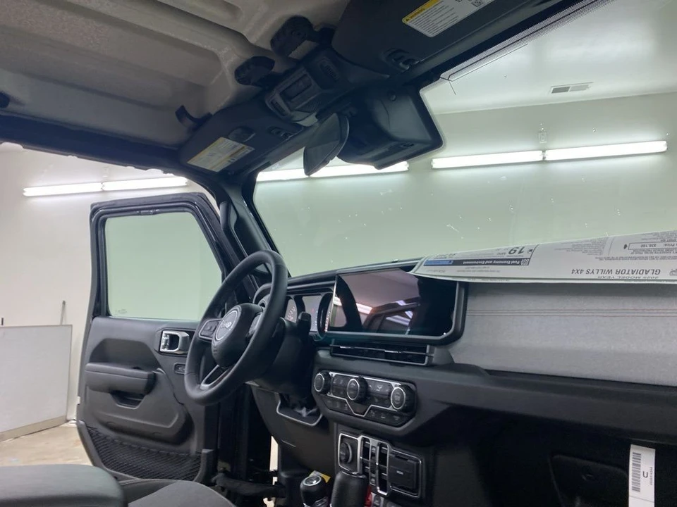 2025 Jeep JT Gladiator - Image 12 of 12
