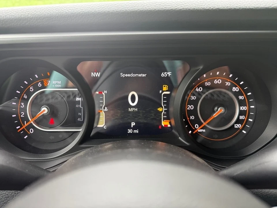 2025 Jeep JT Gladiator - Image 20 of 21