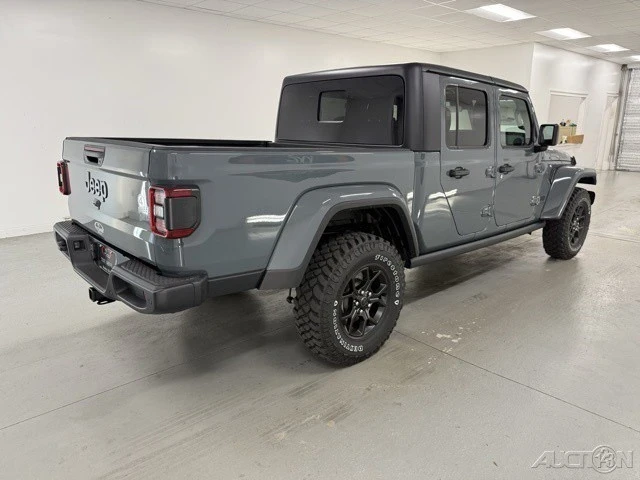 2025 Jeep JT Gladiator - Image 5 of 12