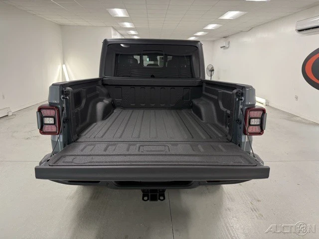 2025 Jeep JT Gladiator - Image 7 of 12