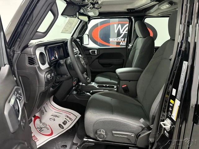 2025 Jeep JT Gladiator - Image 7 of 12