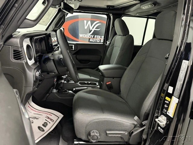 2025 Jeep JT Gladiator - Image 7 of 12