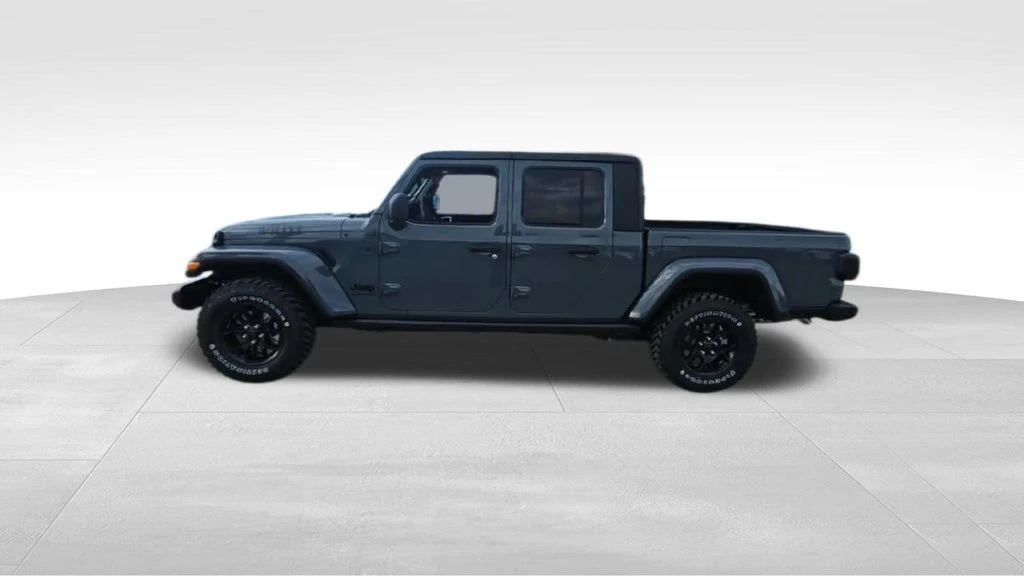 2025 Jeep JT Gladiator - Image 5 of 21