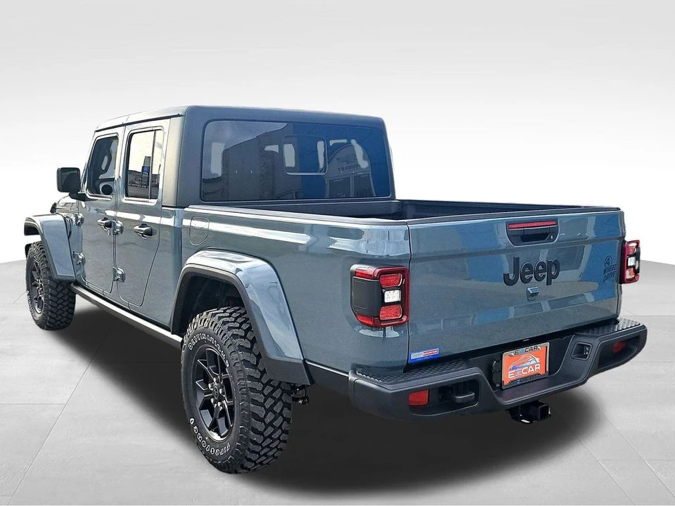 2025 Jeep JT Gladiator - Image 15 of 21
