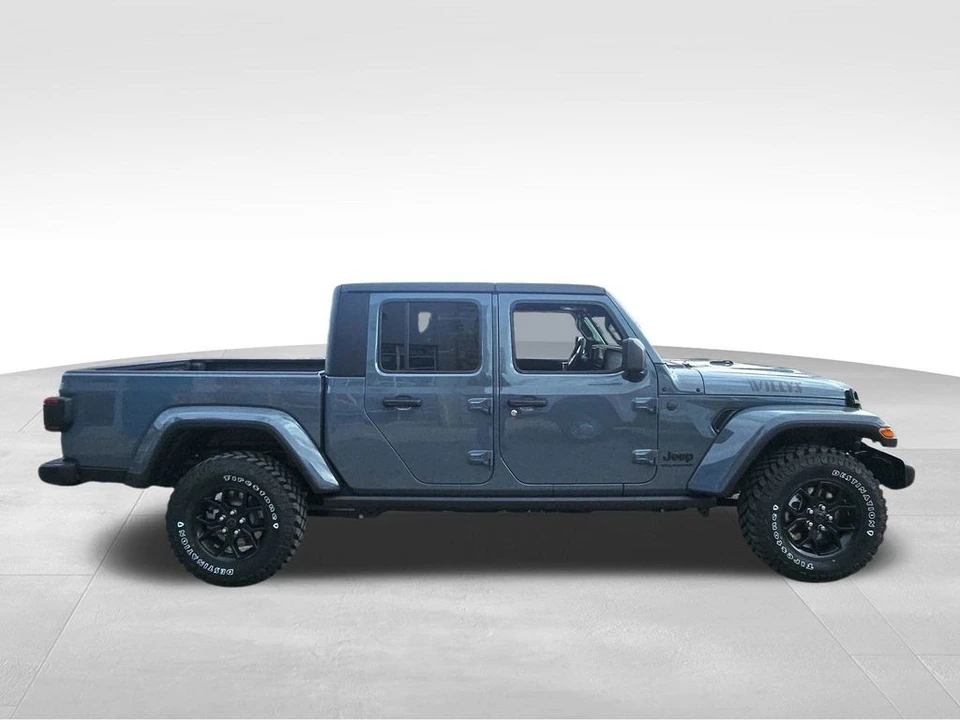 2025 Jeep JT Gladiator - Image 12 of 21