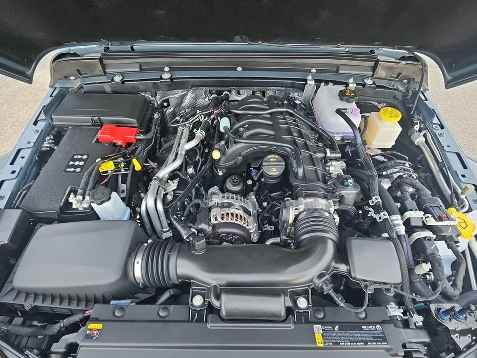 2025 Jeep JT Gladiator - Image 21 of 21