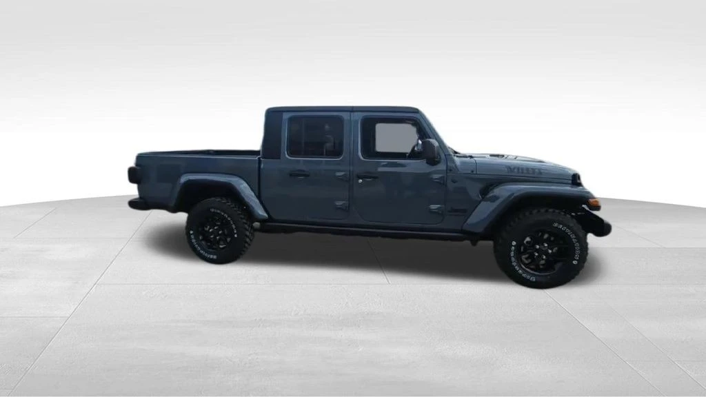 2025 Jeep JT Gladiator - Image 9 of 21