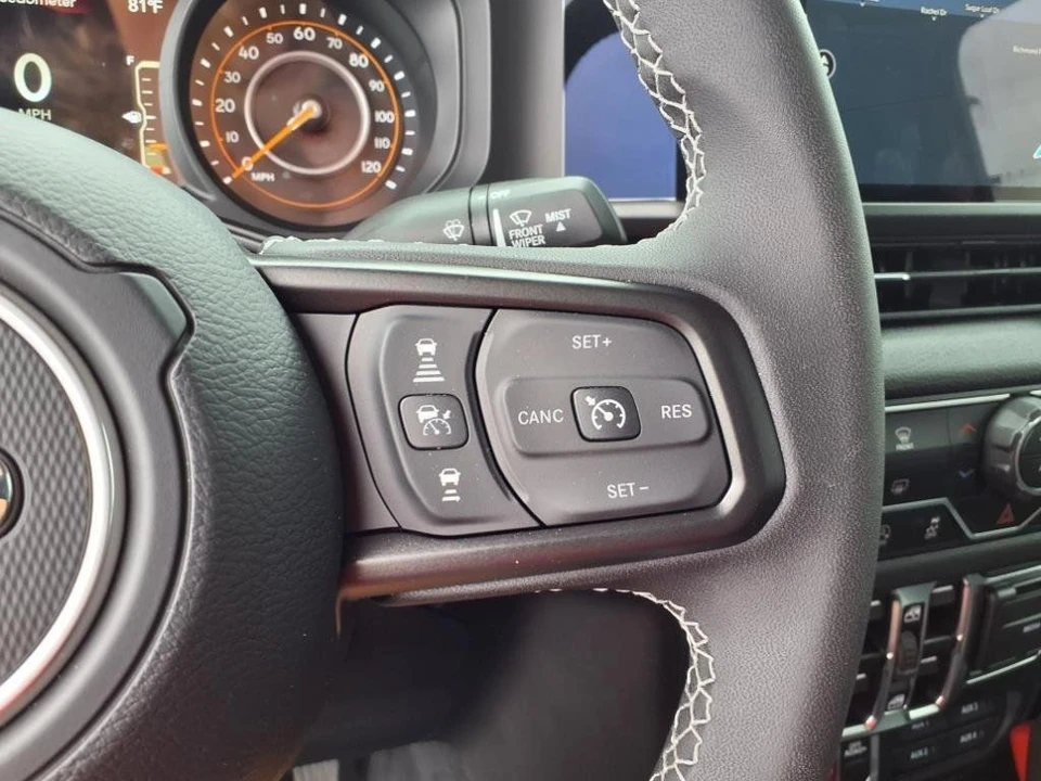 2025 Jeep JT Gladiator - Image 17 of 21