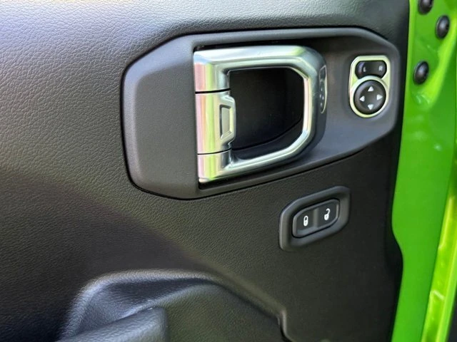 2025 Jeep JT Gladiator - Image 12 of 12