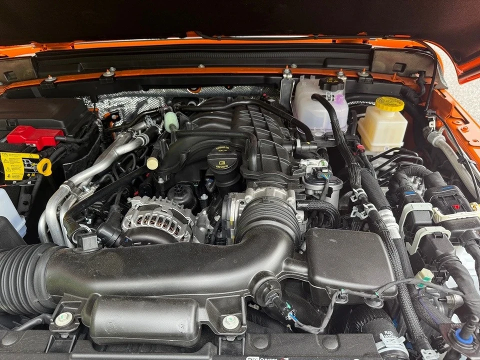 2025 Jeep JT Gladiator - Image 11 of 21