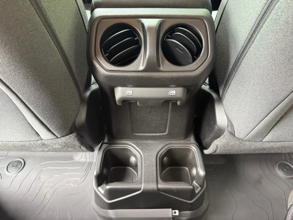2025 Jeep JT Gladiator - Image 17 of 21