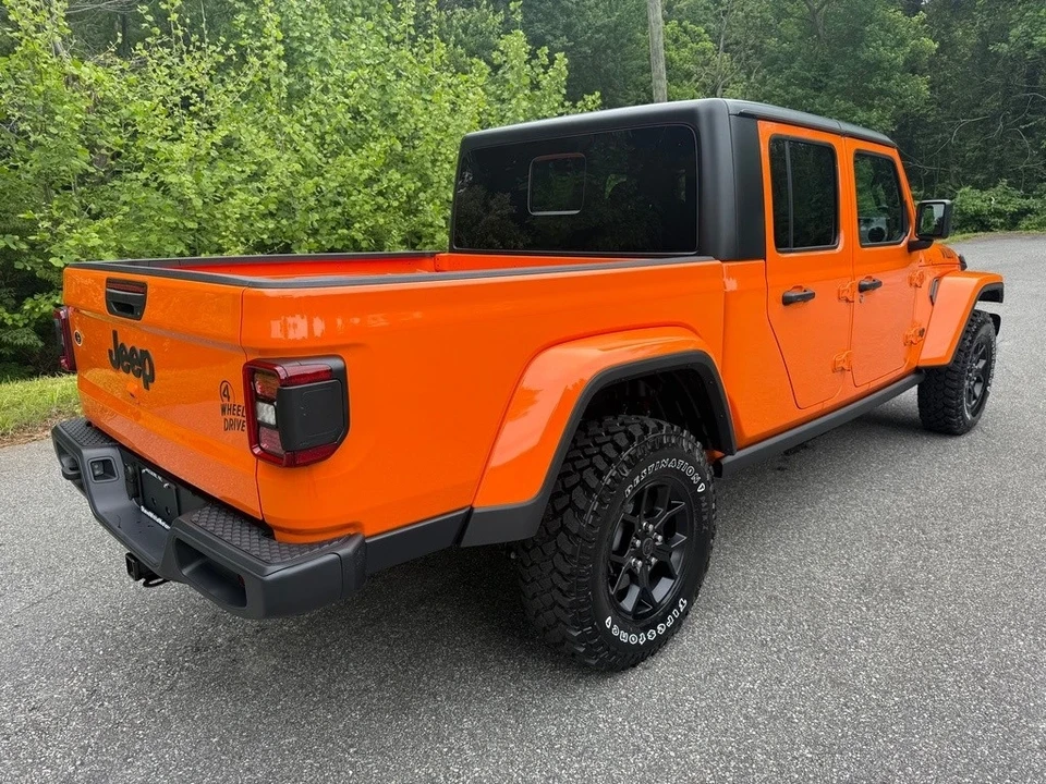 2025 Jeep JT Gladiator - Image 7 of 21