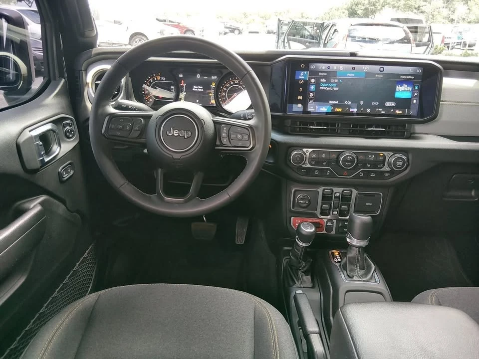 2025 Jeep JT Gladiator - Image 3 of 5