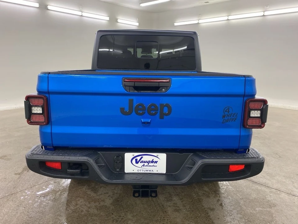 2025 Jeep JT Gladiator - Image 9 of 12