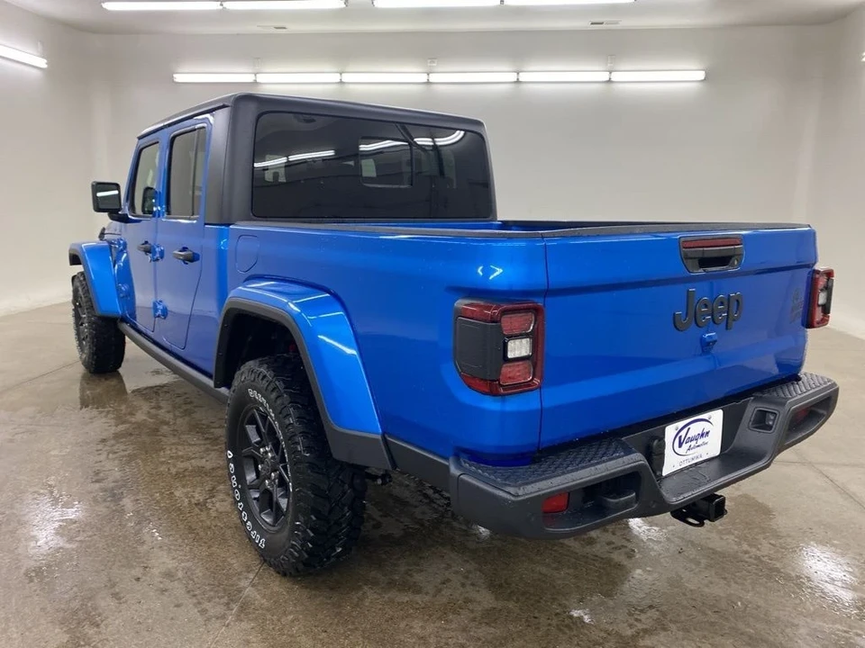 2025 Jeep JT Gladiator - Image 7 of 12