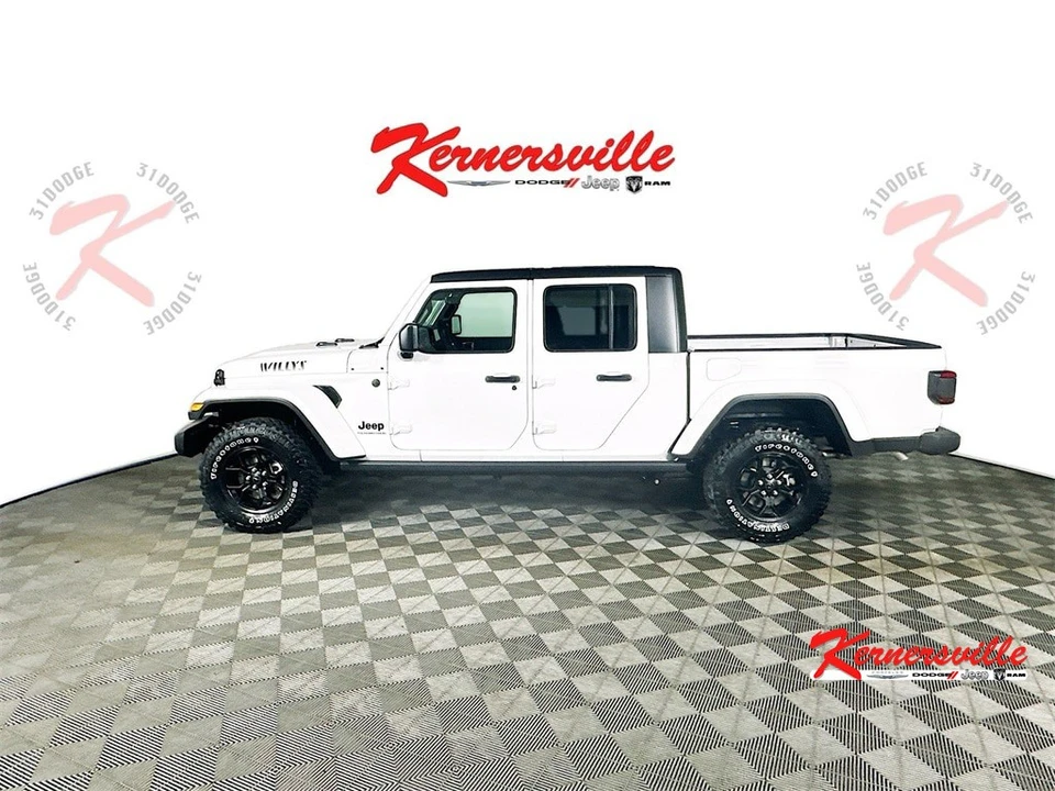2025 Jeep JT Gladiator - Image 4 of 12