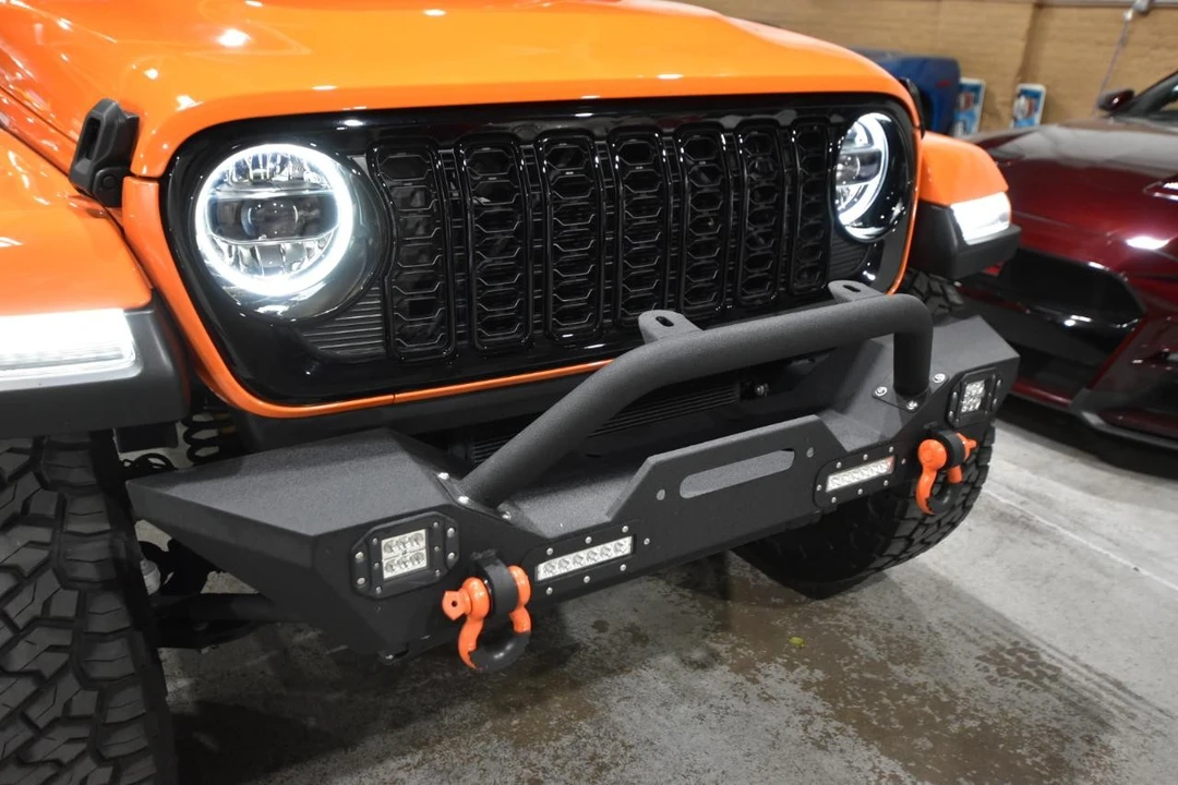 2025 Jeep JT Gladiator - Image 4 of 31