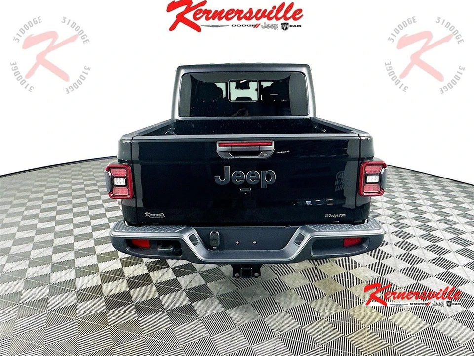 2025 Jeep JT Gladiator - Image 6 of 12