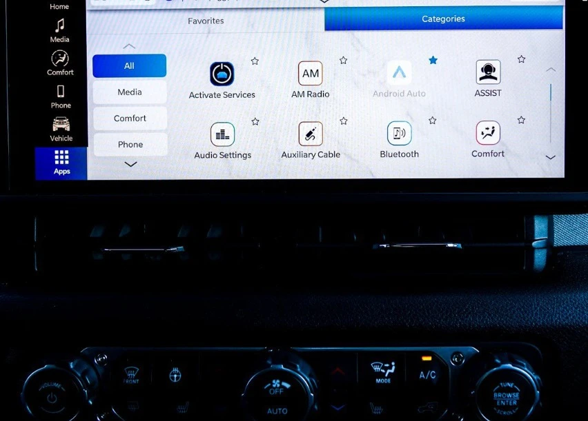 2025 Jeep JT Gladiator - Image 15 of 16