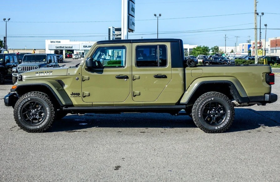 2025 Jeep JT Gladiator - Image 4 of 16