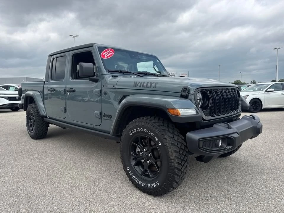 2025 Jeep JT Gladiator - Image 8 of 20