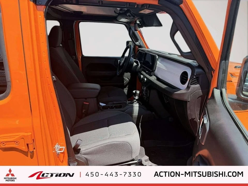 2025 Jeep JT Gladiator - Image 12 of 20