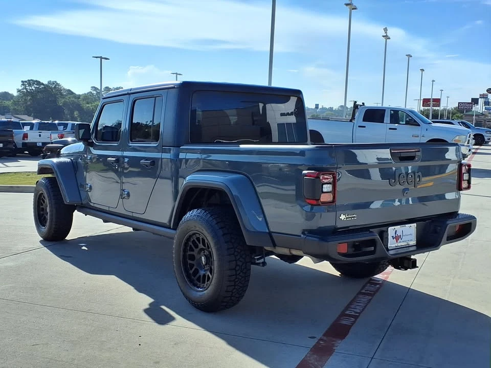 2025 Jeep JT Gladiator - Image 15 of 20