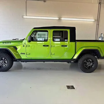 2025 Jeep Gladiator Willys