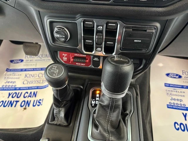 2025 Jeep JT Gladiator - Image 14 of 19
