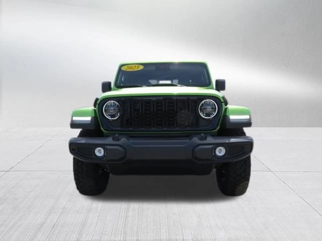2025 Jeep JT Gladiator - Image 9 of 20
