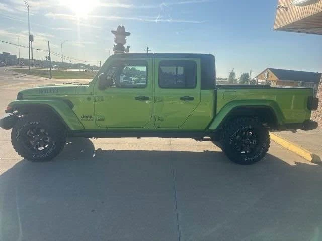 2025 Jeep JT Gladiator - Image 9 of 17