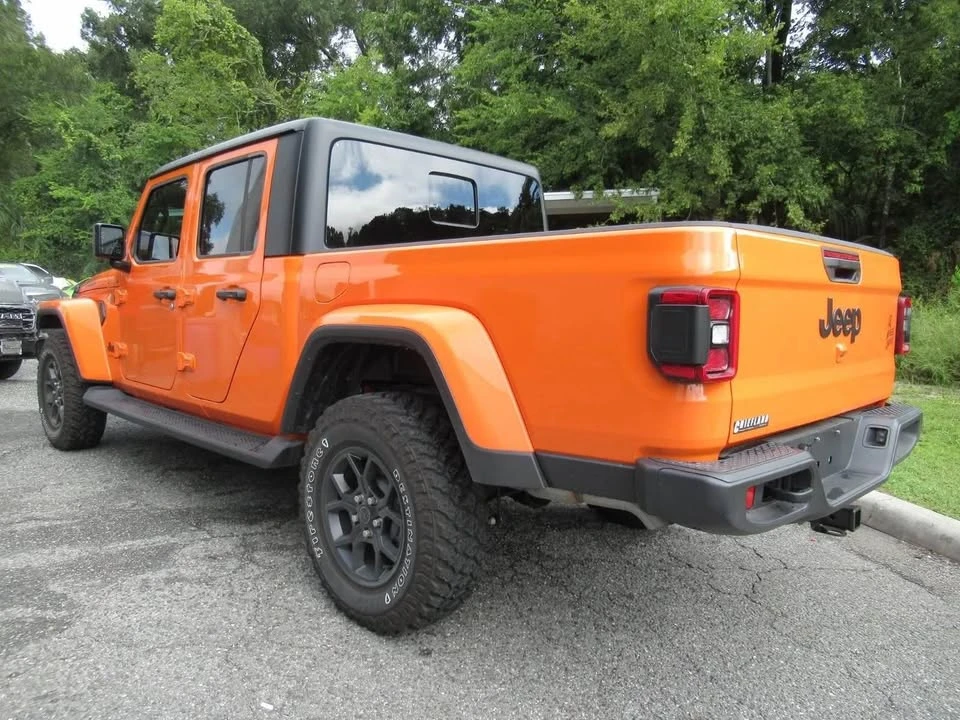 2025 Jeep JT Gladiator - Image 3 of 5
