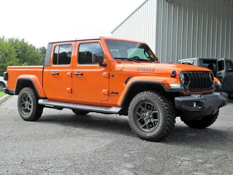 2025 Jeep Gladiator Willys Pickup 4D 5 ft