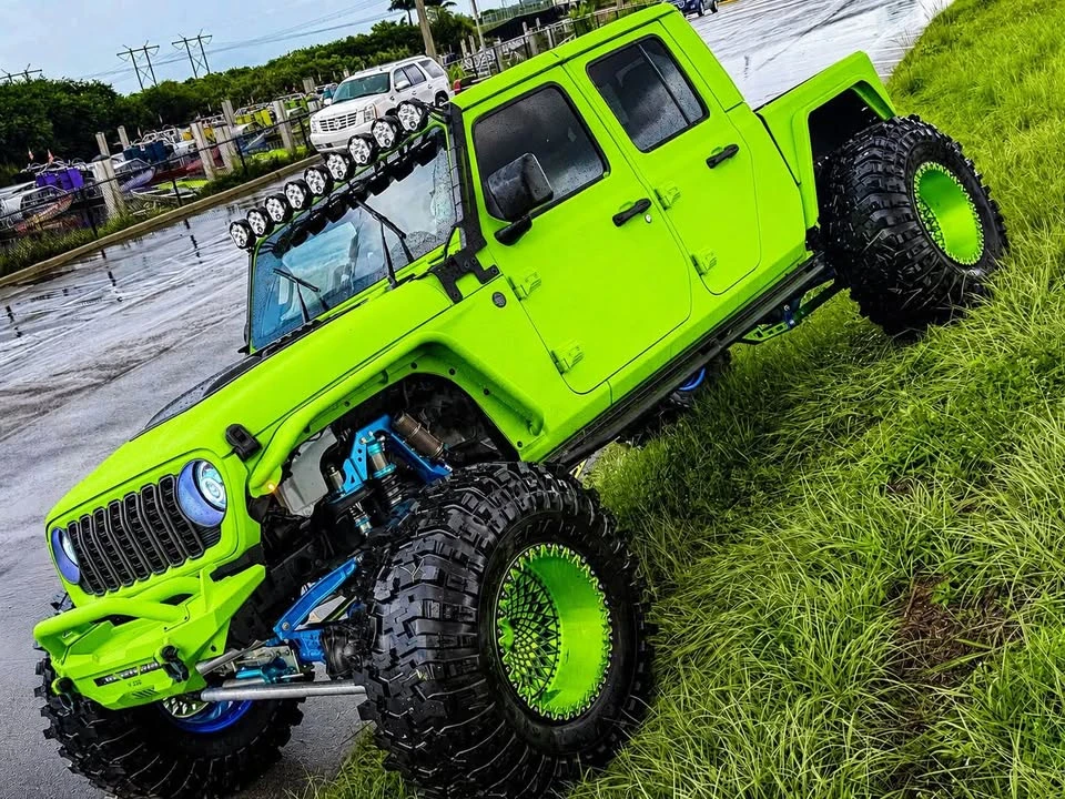 2025 Jeep JT Gladiator - Image 4 of 16
