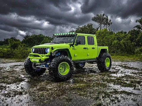 2025 Jeep Gladiator Willys Sport Pickup 4D 5 ft