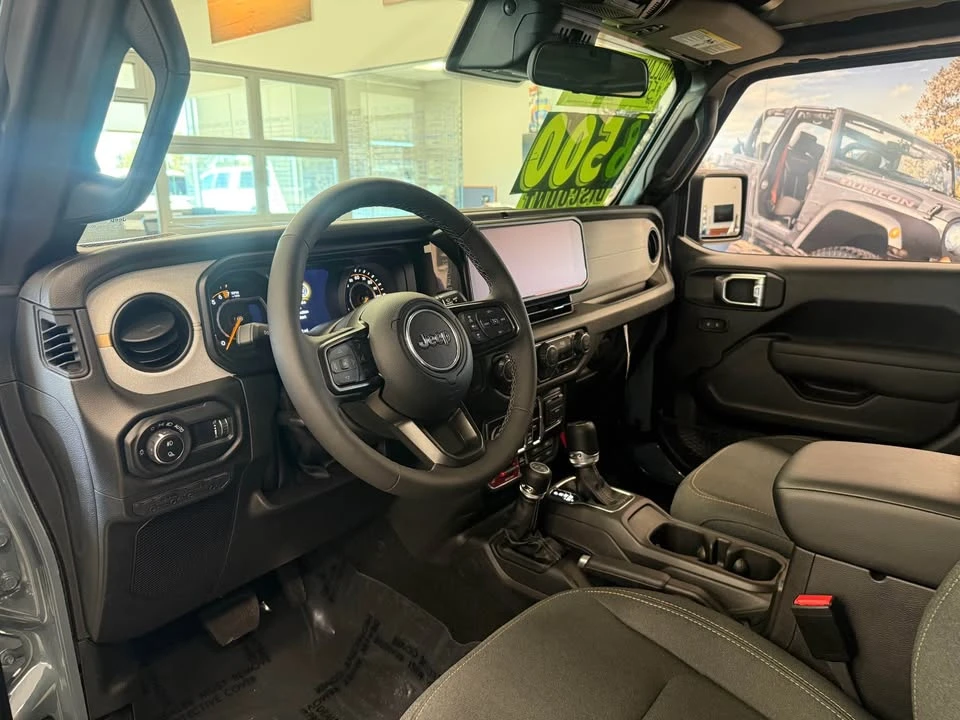 2025 Jeep JT Gladiator - Image 3 of 7