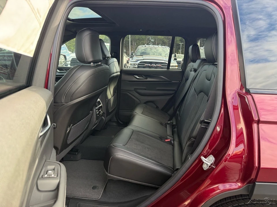 2025 Jeep WL Grand Cherokee - Image 5 of 9
