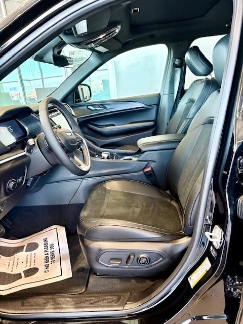 2025 Jeep WL Grand Cherokee - Image 6 of 8