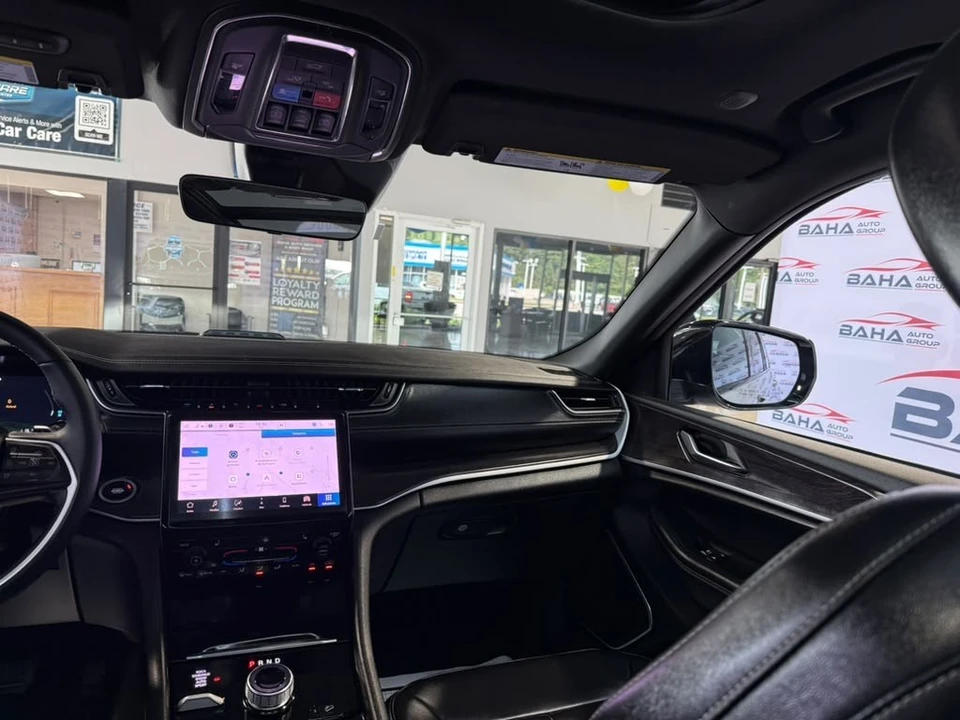 2025 Jeep WL Grand Cherokee - Image 29 of 31