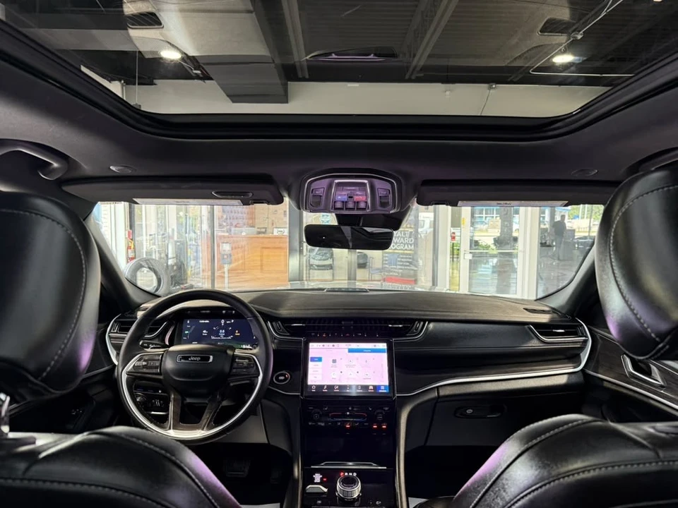 2025 Jeep WL Grand Cherokee - Image 26 of 31
