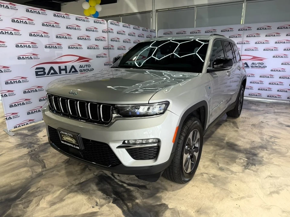 2025 Jeep WL Grand Cherokee - Image 2 of 31