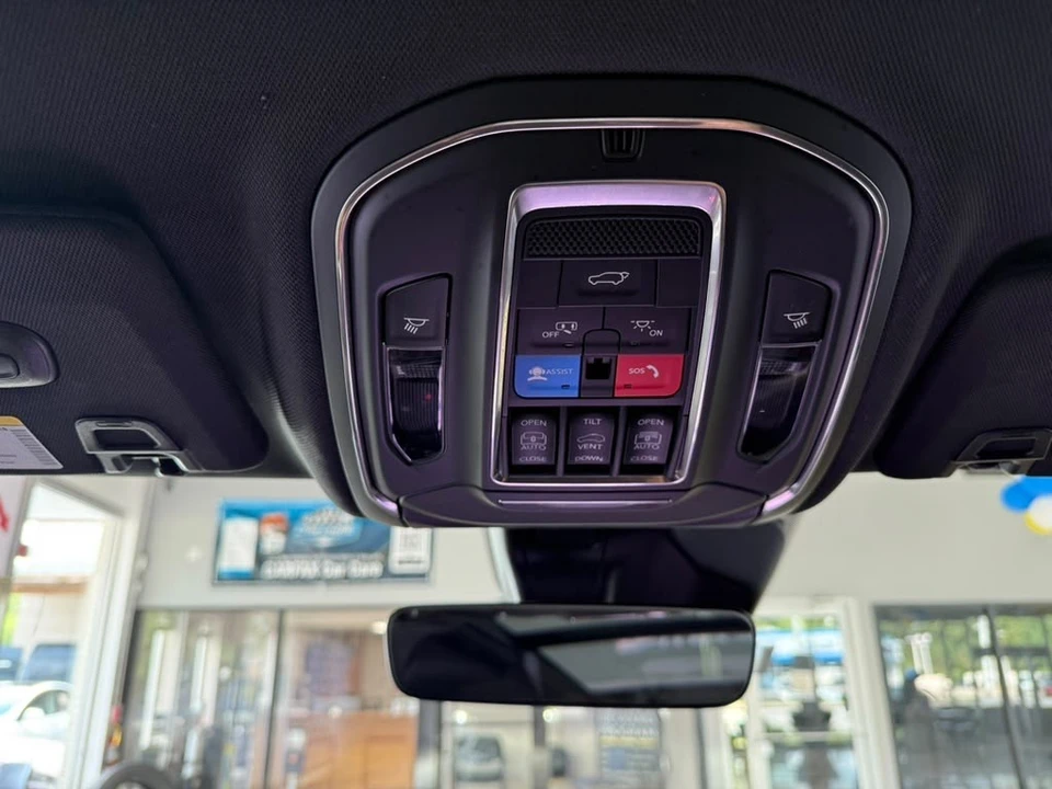 2025 Jeep WL Grand Cherokee - Image 22 of 31