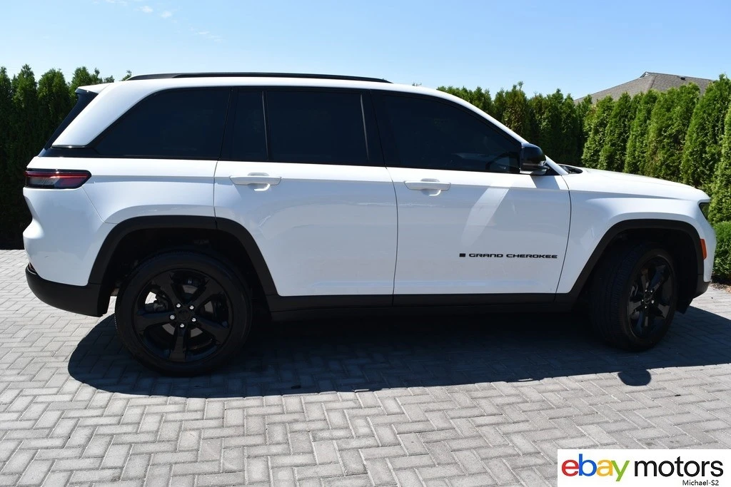2025 Jeep WL Grand Cherokee - Image 4 of 24