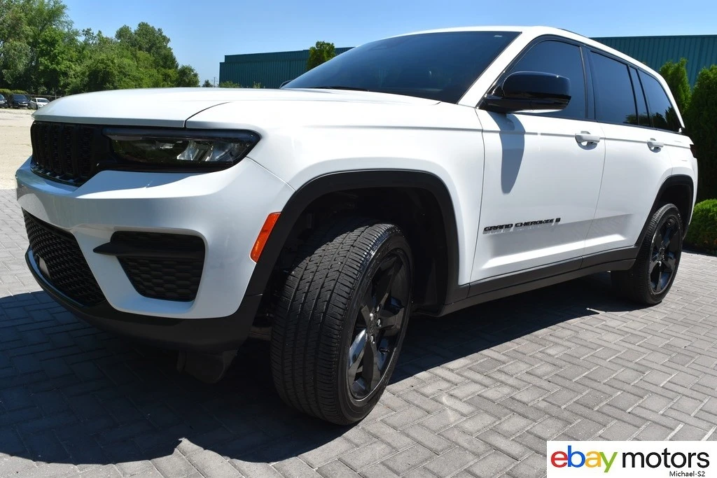 2025 Jeep WL Grand Cherokee - Image 9 of 24