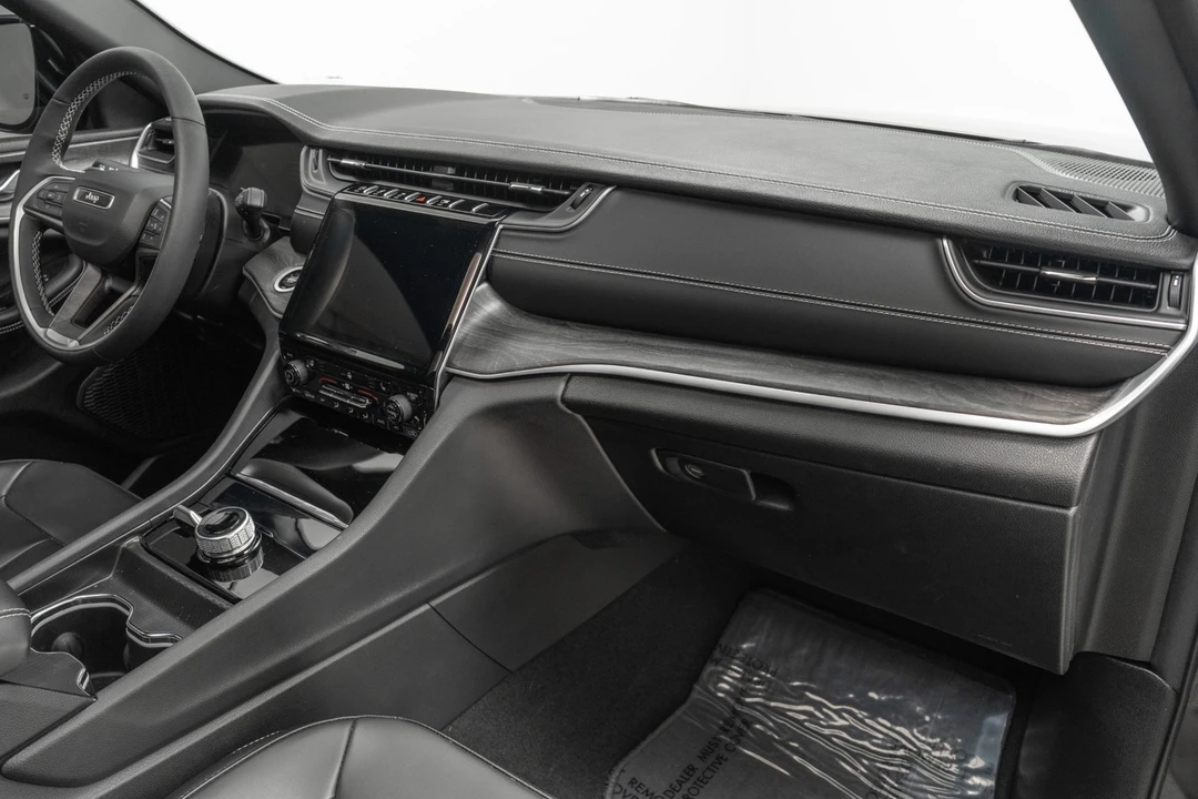 2025 Jeep WL Grand Cherokee - Image 14 of 21