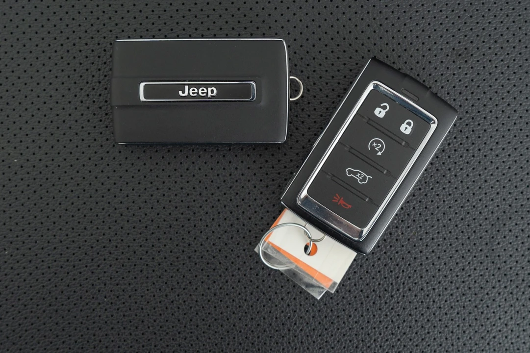 2025 Jeep WL Grand Cherokee - Image 21 of 21