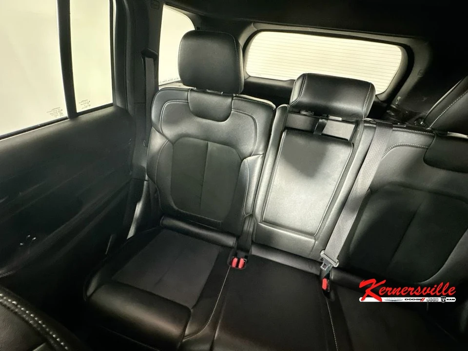 2025 Jeep WL Grand Cherokee - Image 12 of 24